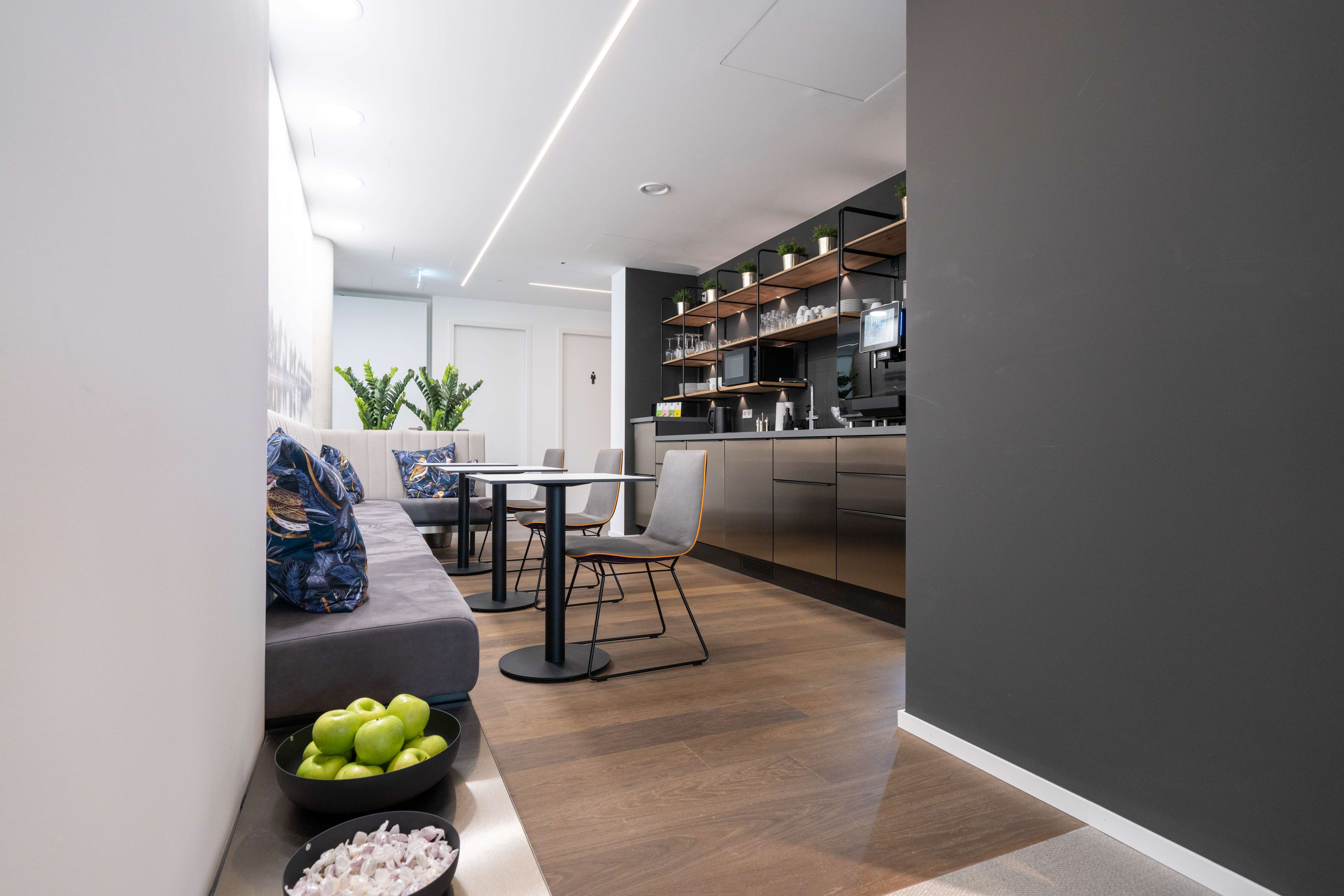 Thumbnail-Büro in Stuttgart 1.600,00 € 29 m²