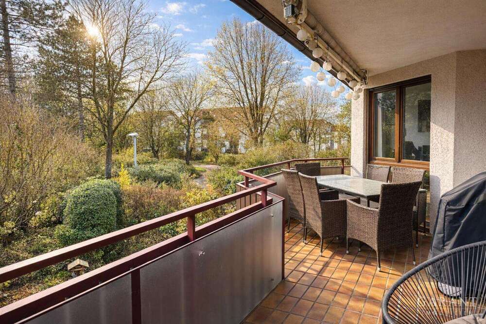 Thumbnail-Wohnung zum Kaufen in Stuttgart 398.000,00 € 90 m²