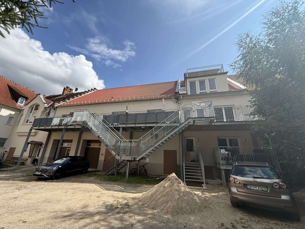 Thumbnail-Wohnung zum Mieten in Teutschenthal OT Zscherben 970,00 € 108 m²