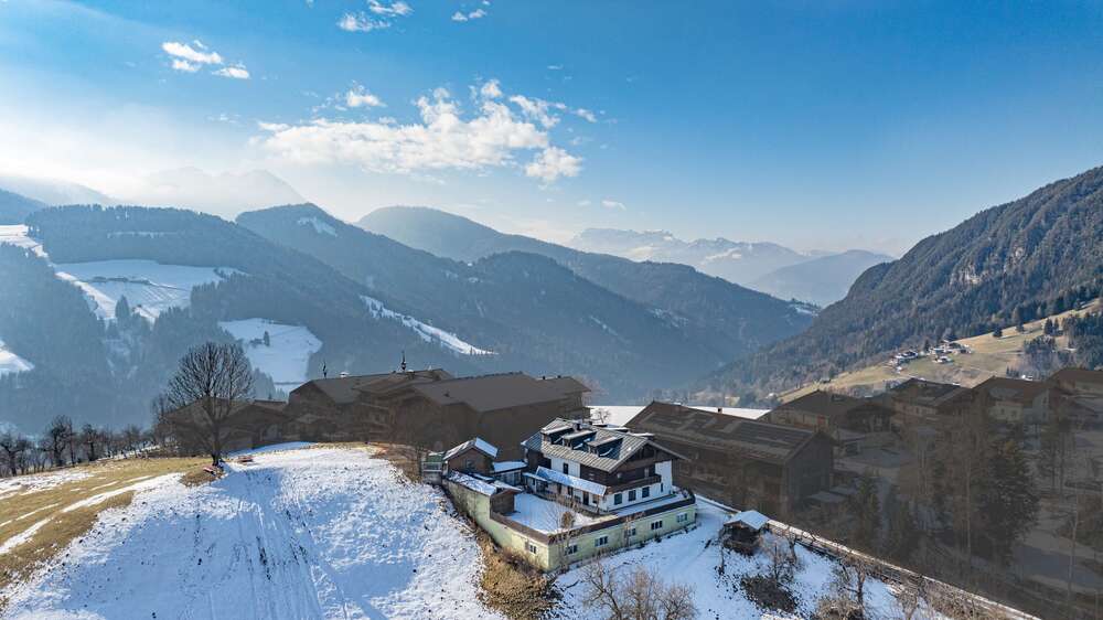 Thumbnail-Haus zum Kaufen in Tegernsee 2.450.000,00 € 727 m²