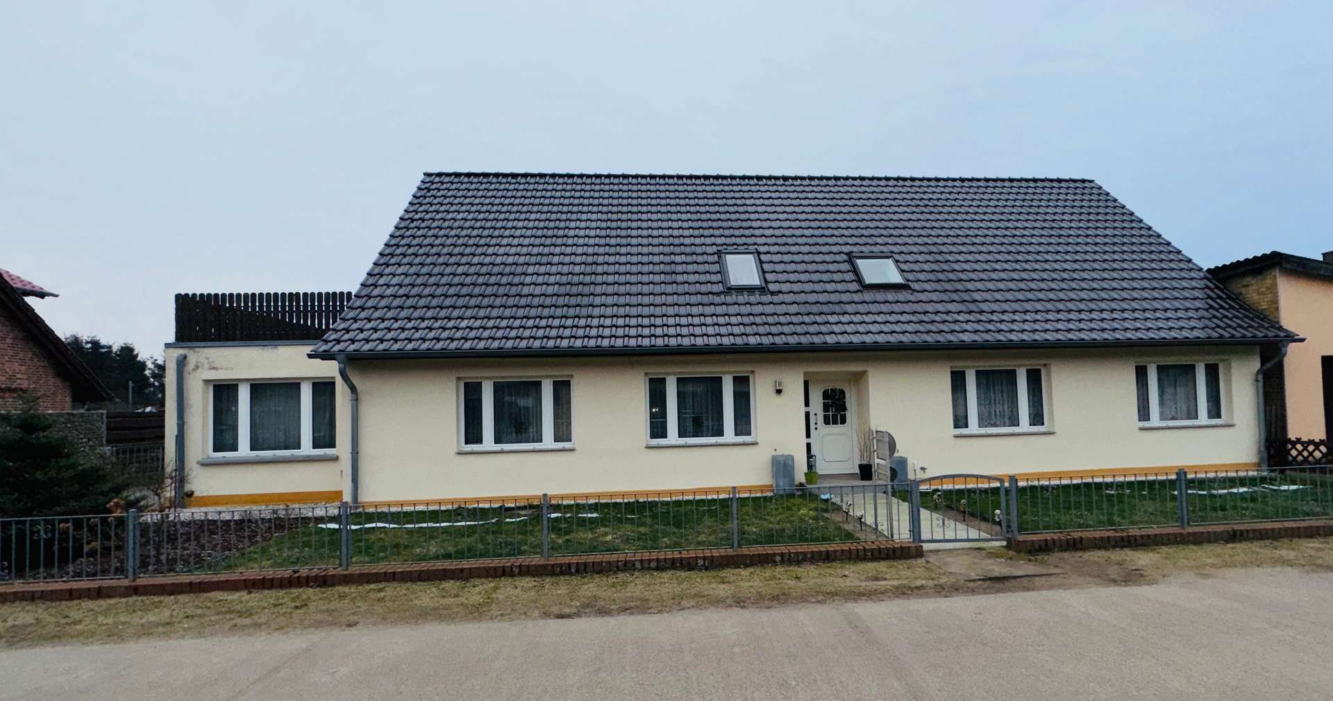 Thumbnail-Haus zum Kaufen in Banzkow 253.000,00 € 224 m²