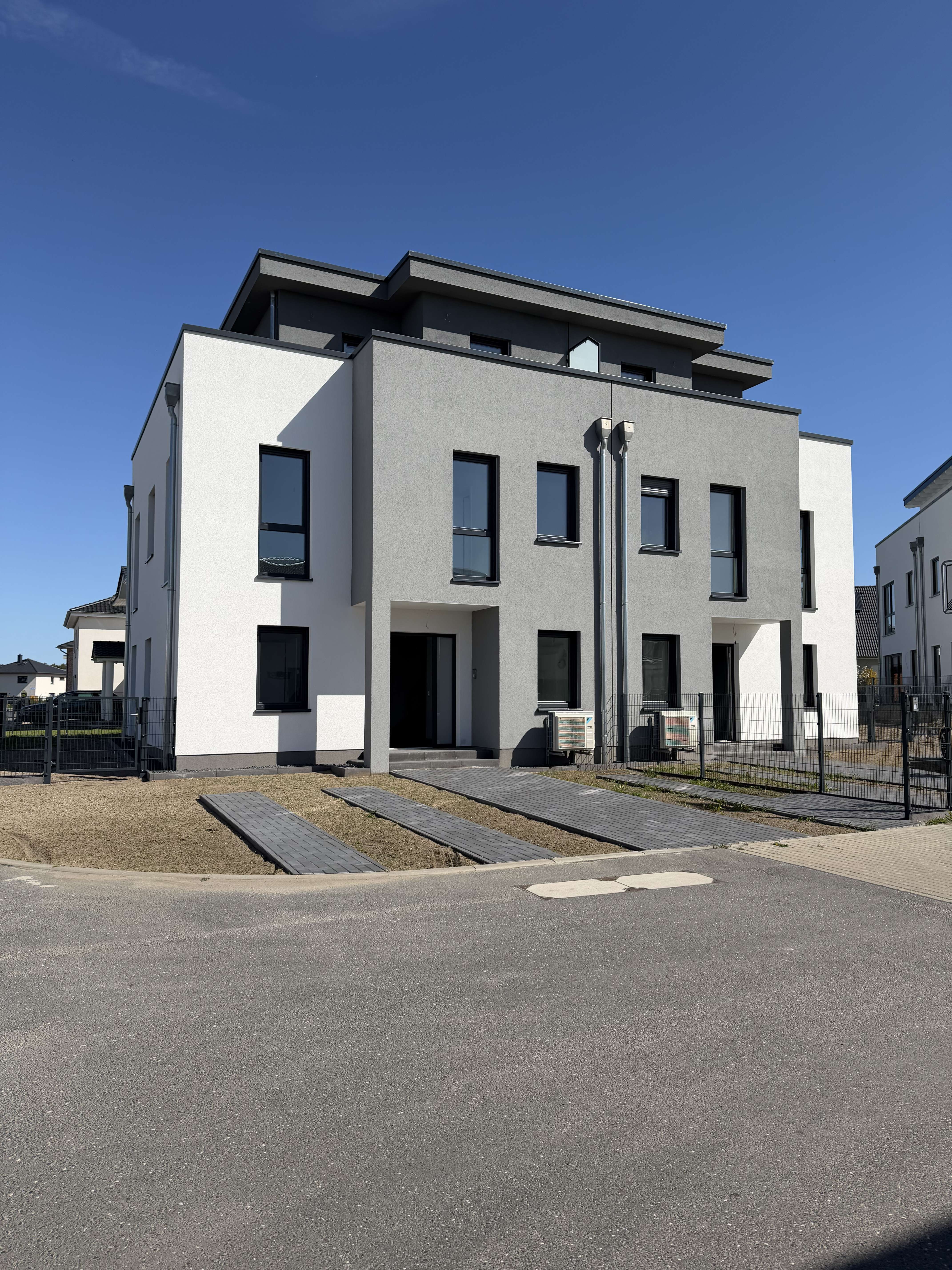 Thumbnail-Haus zum Kaufen in Ludwigsfelde 740.000,00 € 177 m²