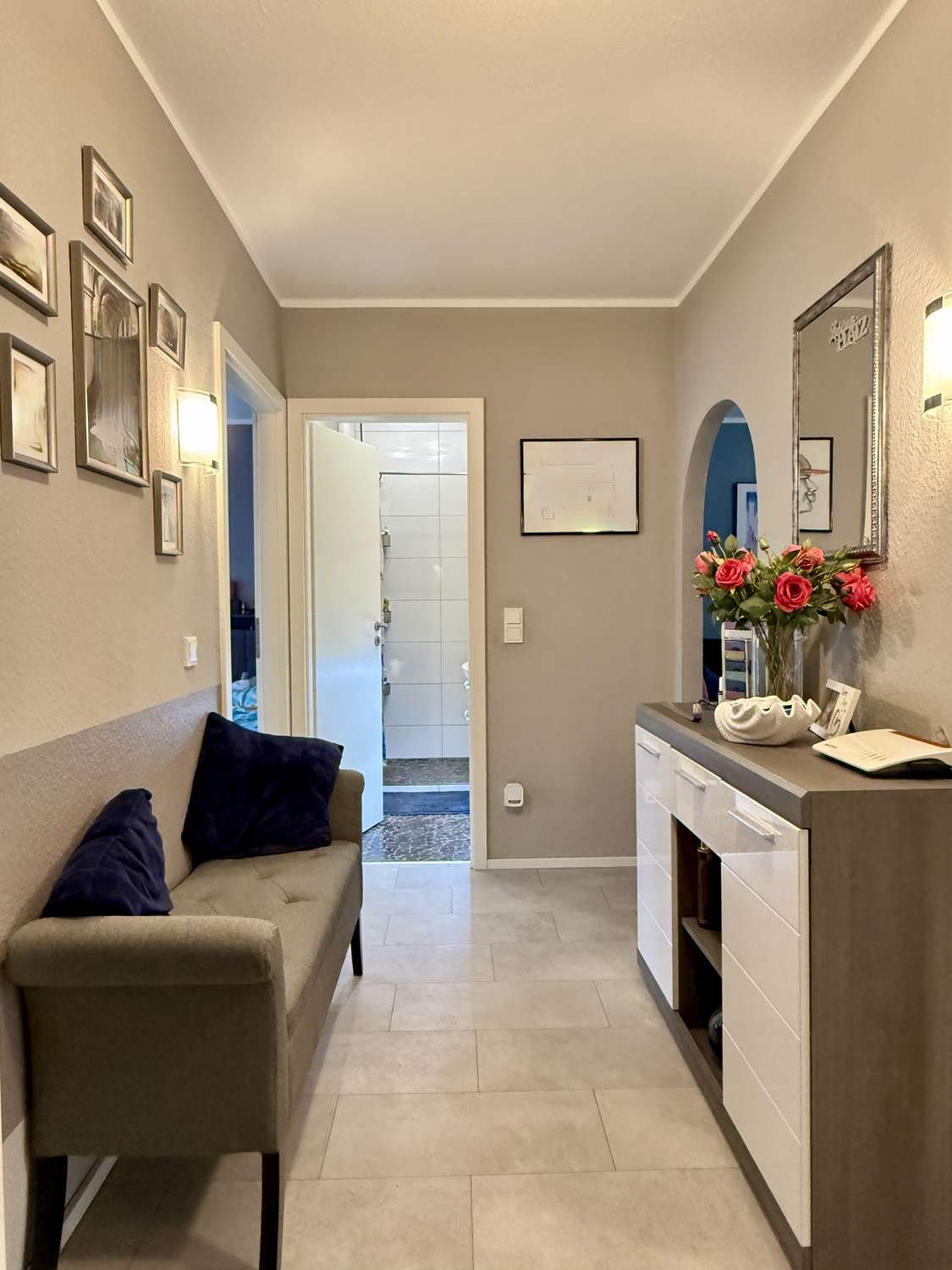 Thumbnail-Wohnung zum Kaufen in Köln Zollstock 269.000,00 € 77.56 m²