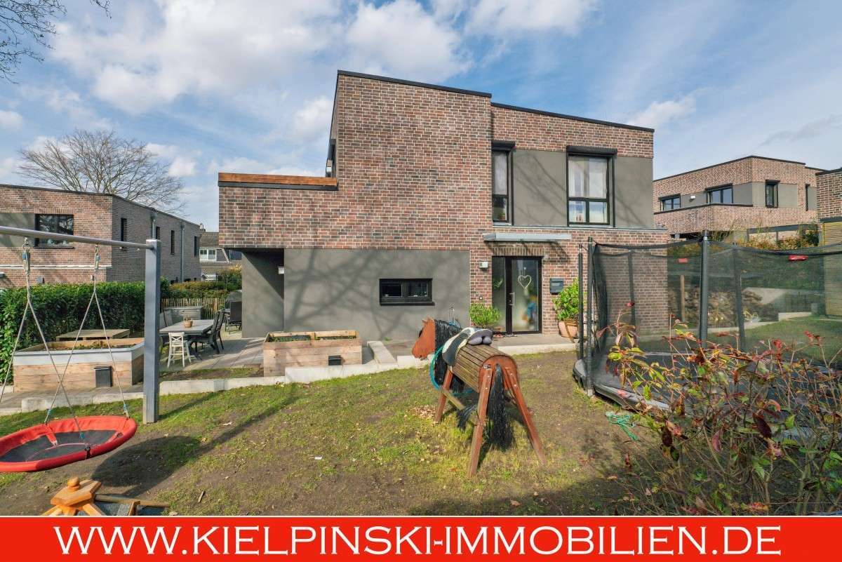 Thumbnail-Haus zum Kaufen in Wedel 819.000,00 € 138.5 m²