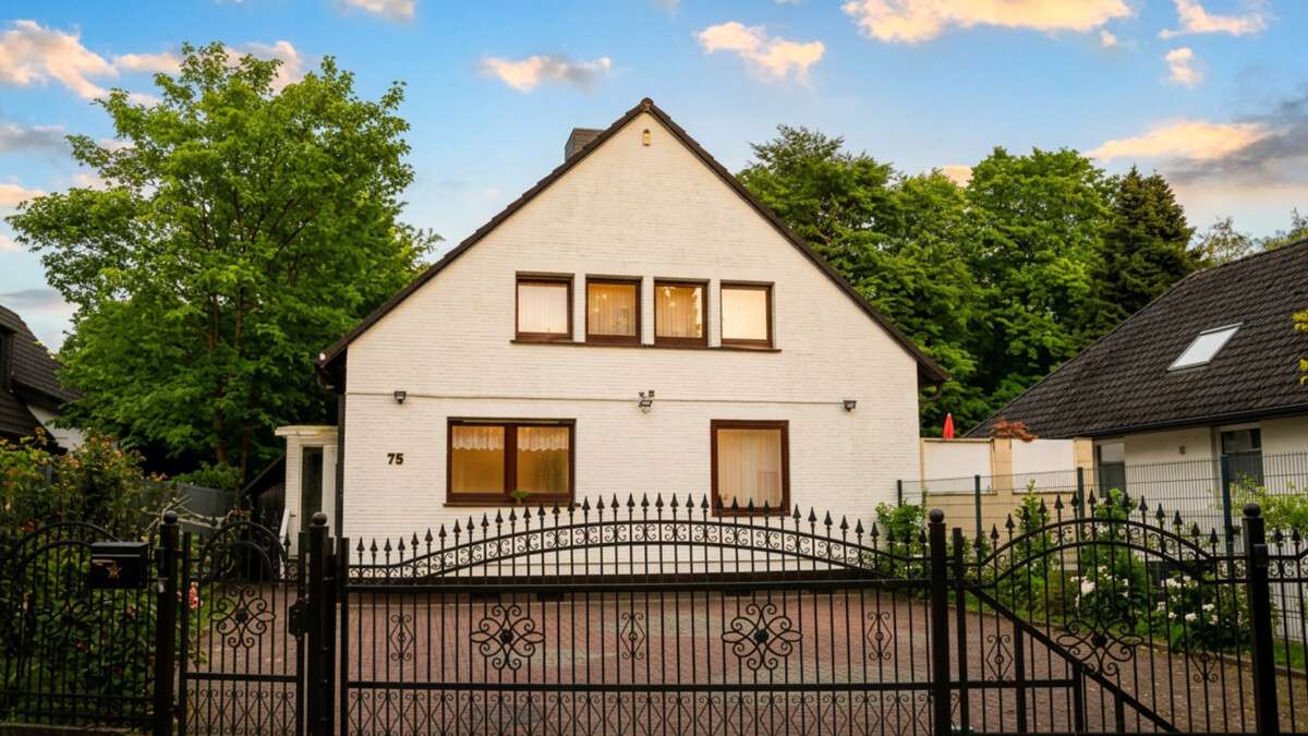 Thumbnail-Haus zum Kaufen in Hamburg Jenfeld 859.000,00 € 205 m²