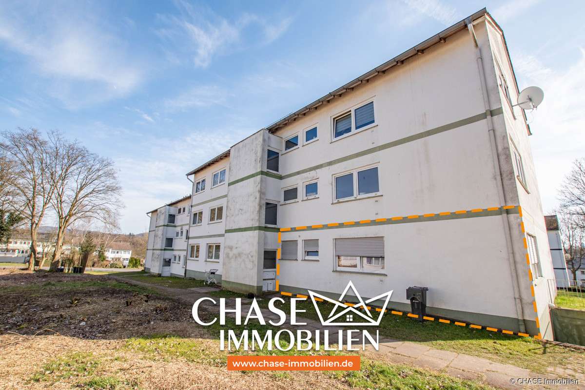 Thumbnail-Wohnung zum Kaufen in Blomberg 98.000,00 € 82 m²