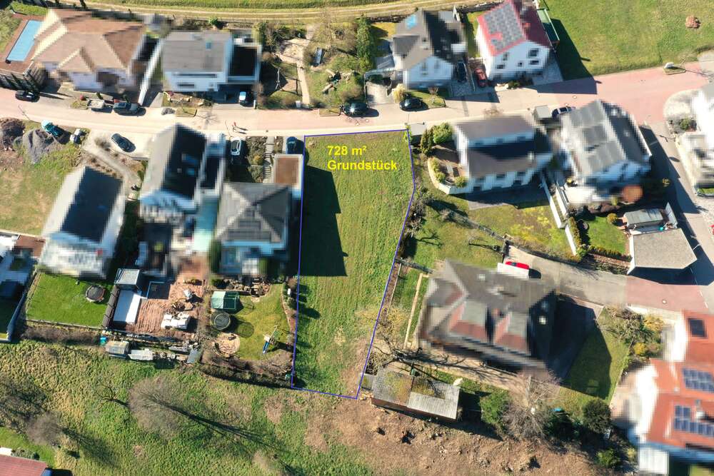 Thumbnail-Grundstück zu verkaufen in Karlsbad 330.000,00 € 728 m²