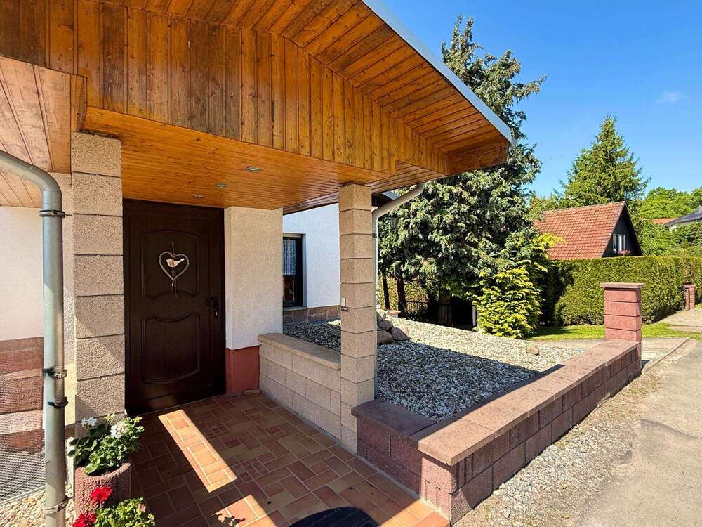 Thumbnail-Haus zum Kaufen in Petersberg 329.000,00 € 144 m²