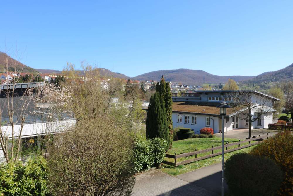Thumbnail-Wohnung zum Kaufen in Eningen 325.000,00 € 96 m²