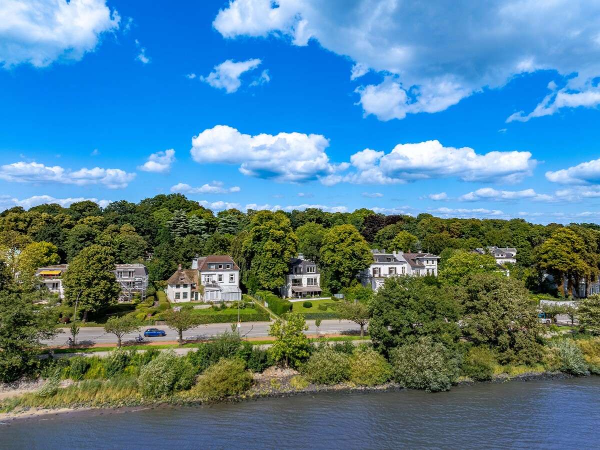 Thumbnail-Wohnung zum Mieten in Hamburg 4.150,00 € 192 m²