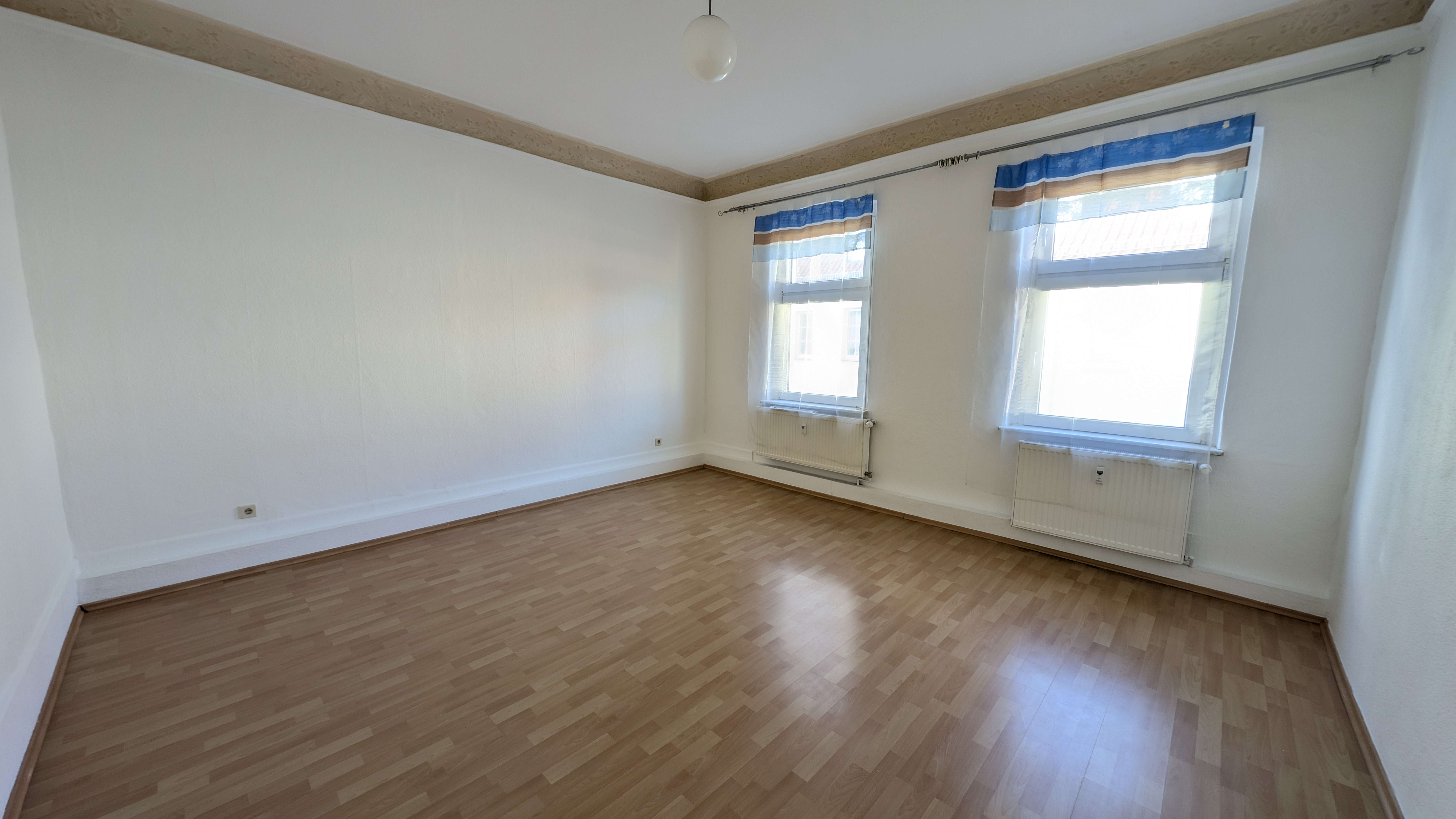 Thumbnail-Wohnung zum Mieten in Zeitz 382,00 € 69.51 m²