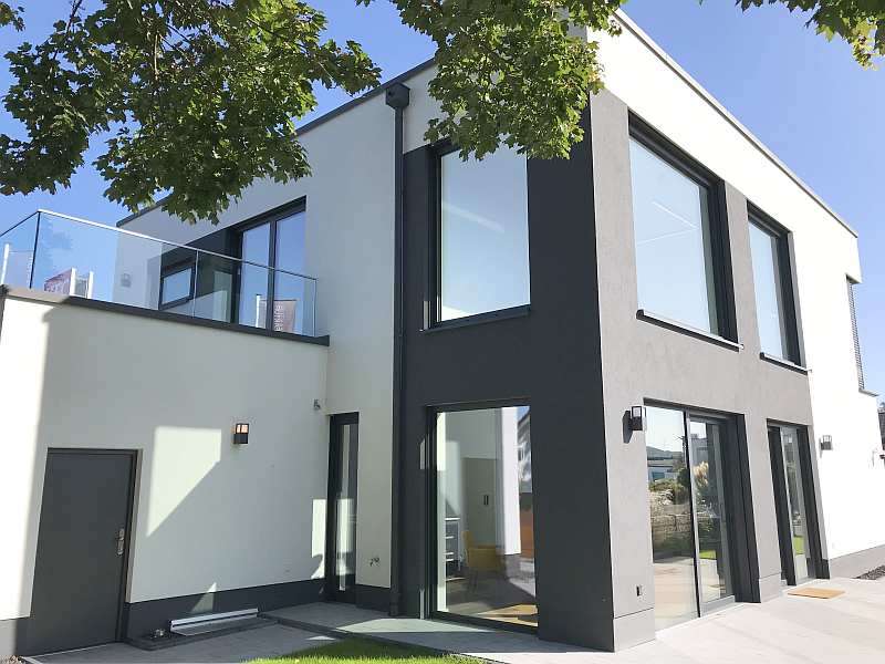 Thumbnail-Haus zum Kaufen in Wiesbaden 1.400.000,00 € 166 m²