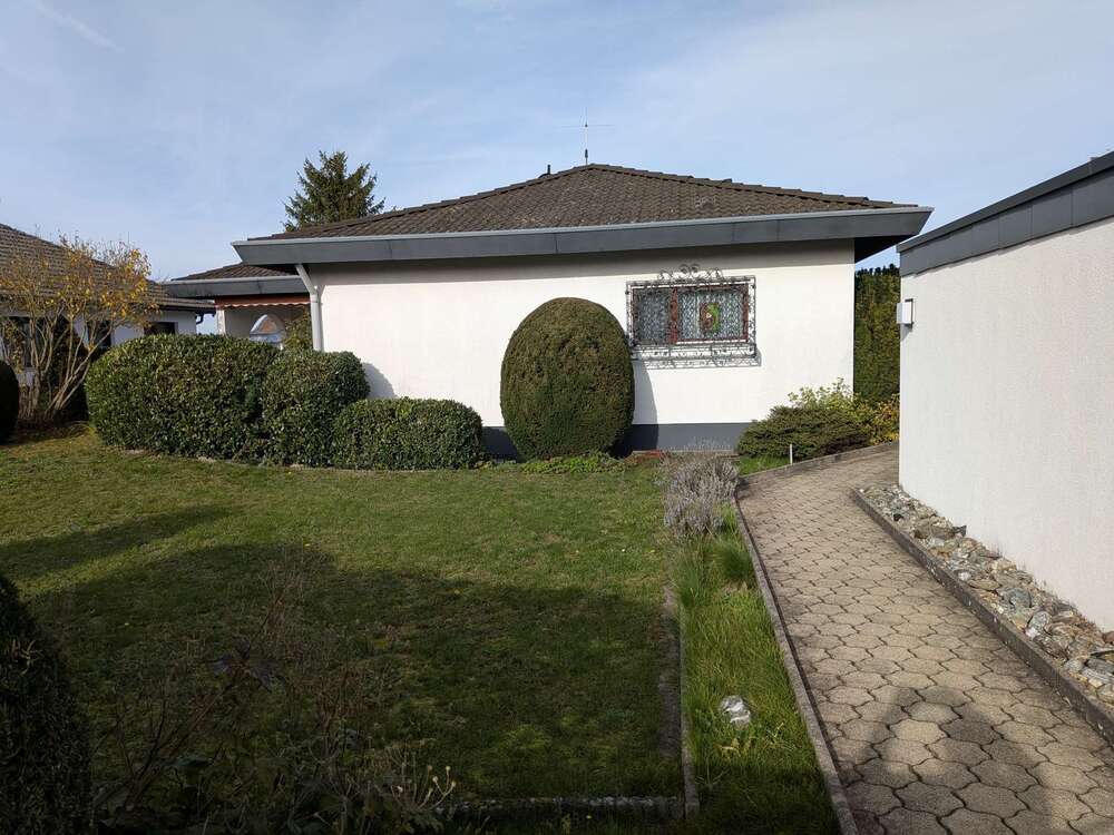 Thumbnail-Haus zum Kaufen in Tiefenbronn 589.000,00 € 119 m²