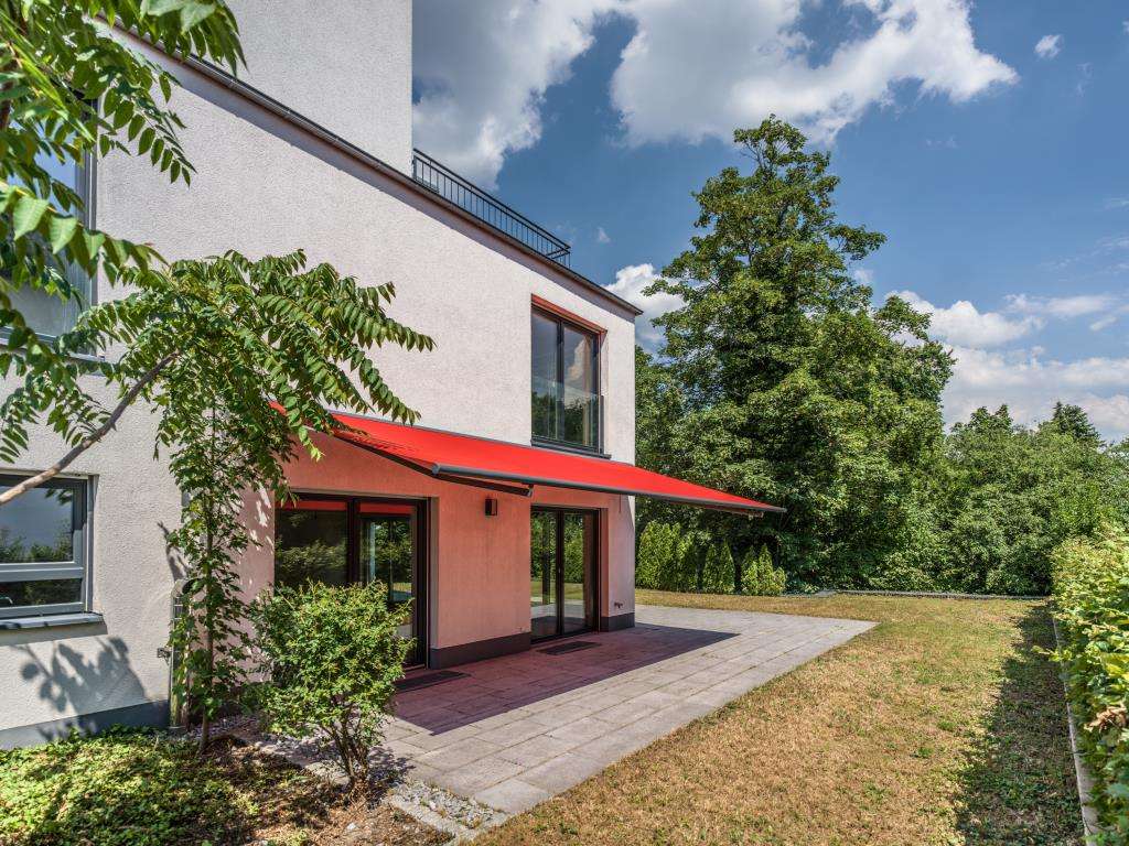 Thumbnail-Haus zum Kaufen in Wiesbaden 1.935.000,00 € 252 m²