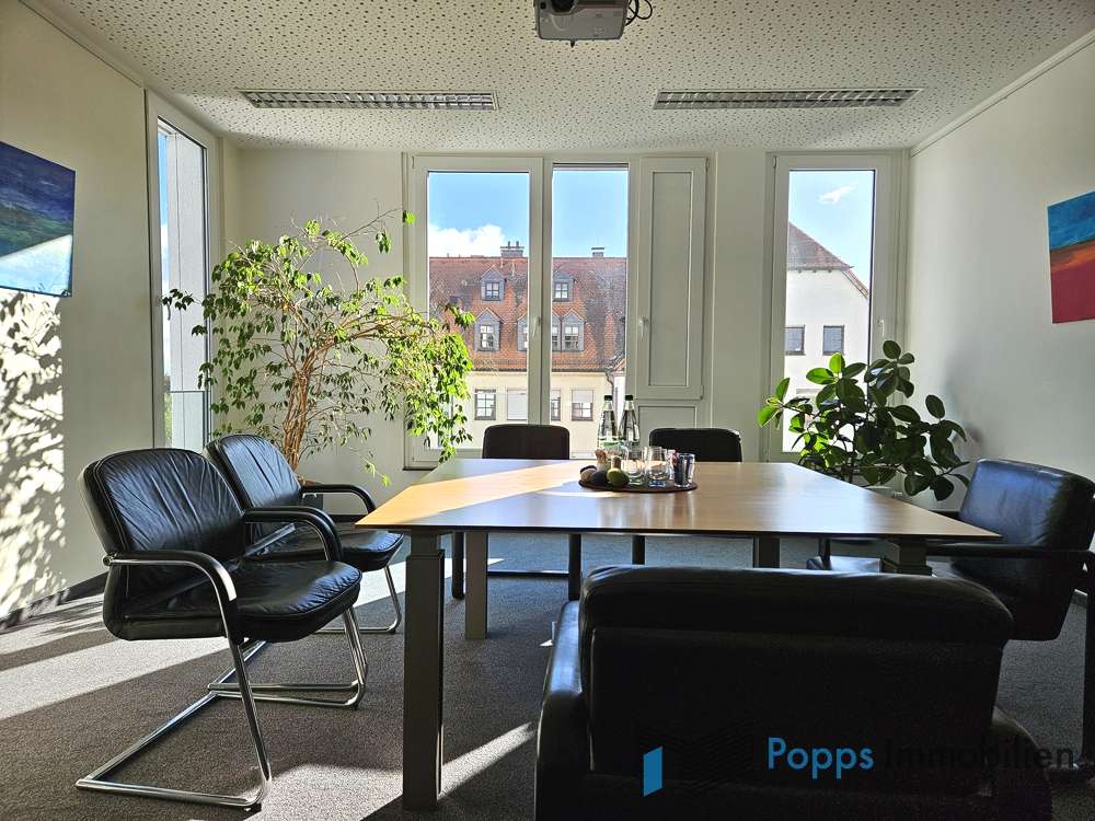 Thumbnail-Büro in Kelkheim (Taunus) 3.000,00 € 216 m²