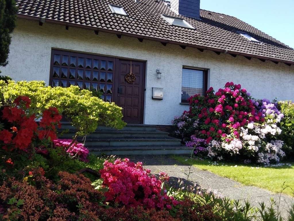 Thumbnail-Haus zum Kaufen in Porta Westfalica 215.000,00 € 199 m²