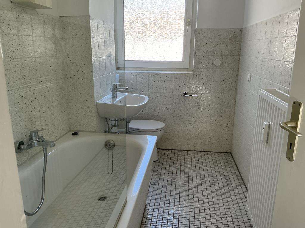 Thumbnail-Wohnung zum Mieten in Gelsenkirchen 439,00 € 64.06 m²