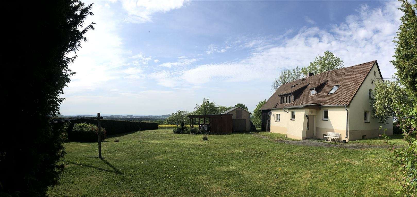 Thumbnail-Haus zum Kaufen in Tirpersdorf 160.000,00 € 180 m²