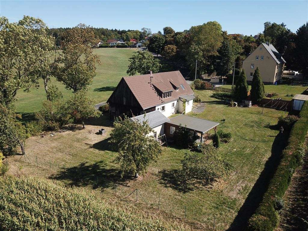 Thumbnail-Haus zum Kaufen in Tirpersdorf 178.000,00 € 180 m²