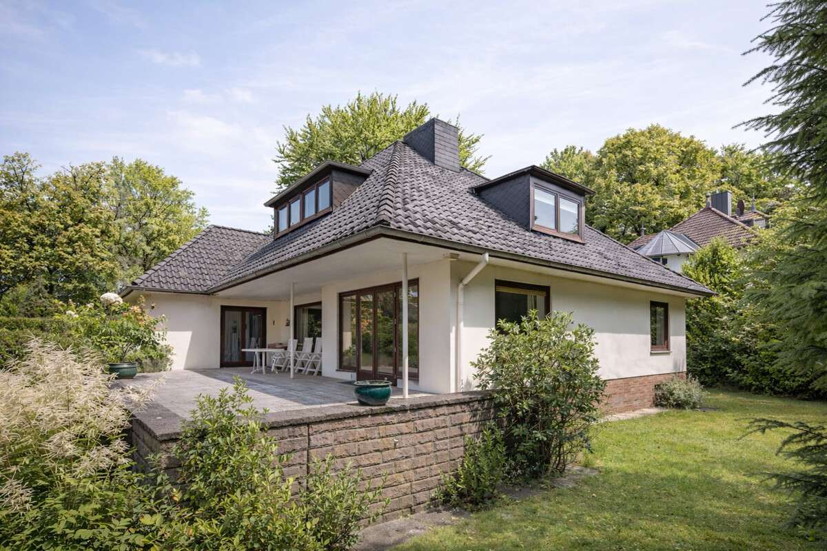 Thumbnail-Haus zum Kaufen in Hamburg 2.150.000,00 € 189 m²