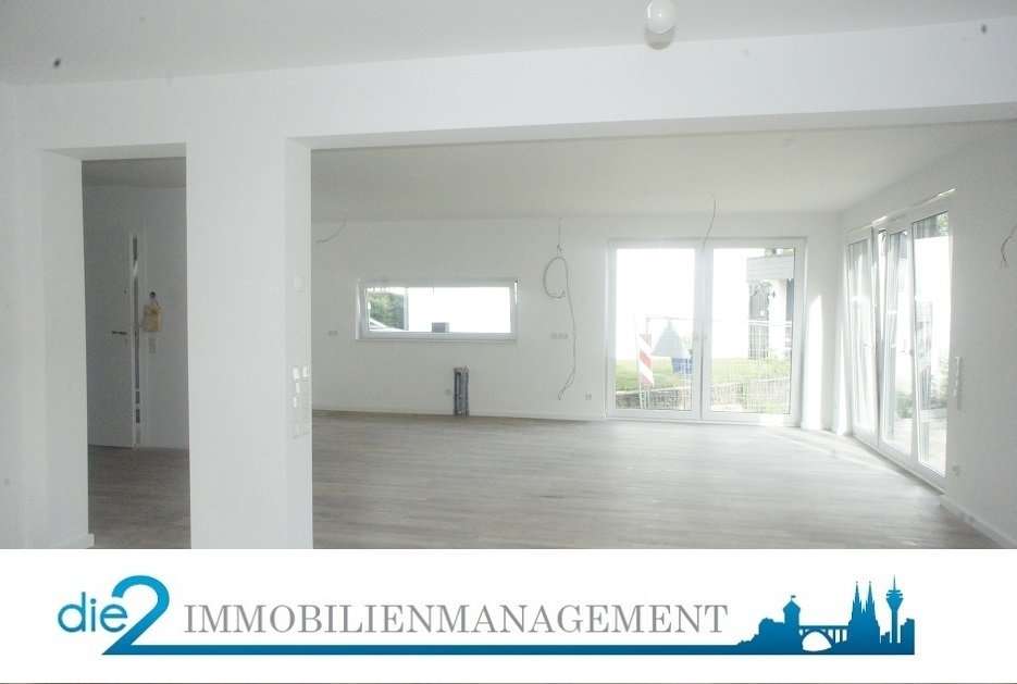 Thumbnail-Wohnung zum Mieten in Langenfeld 1.950,00 € 139 m²