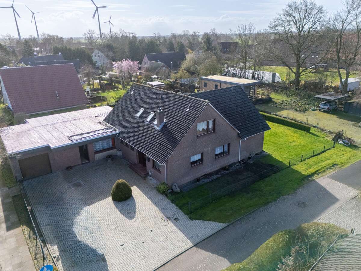 Thumbnail-Haus zum Kaufen in Wittmund Buttforde 269.000,00 € 180 m²