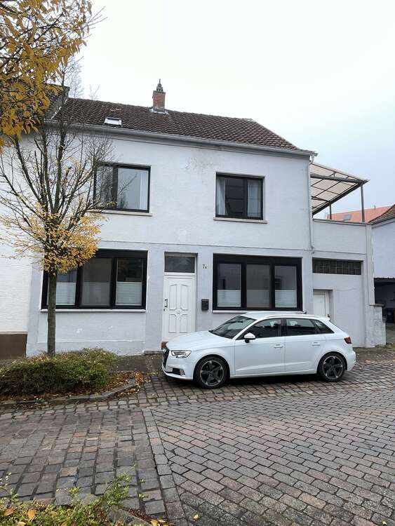 Thumbnail-Haus zum Kaufen in Ramstein 215.000,00 € 192.6 m²