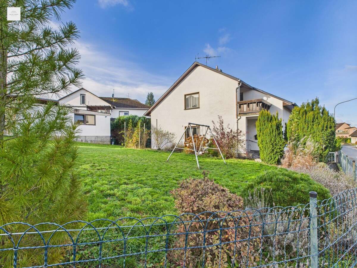 Thumbnail-Haus zum Kaufen in Wassenach 275.000,00 € 169.08 m²