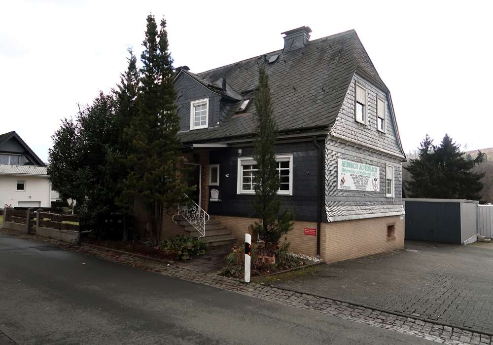 Thumbnail-Haus zum Kaufen in Bad Laasphe 320.000,00 € 100 m²