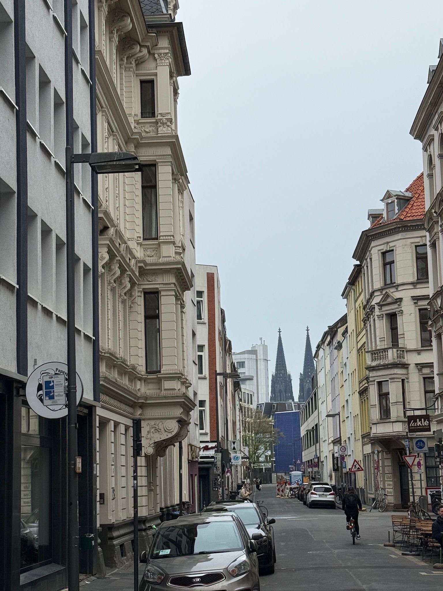 Thumbnail-Wohnung zum Mieten in Köln 2.350,00 € 125 m²