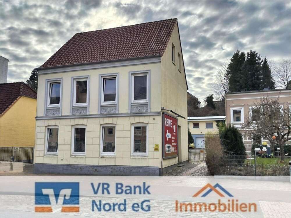 Thumbnail-Haus zum Kaufen in Flensburg 299.000,00 € 219.28 m²