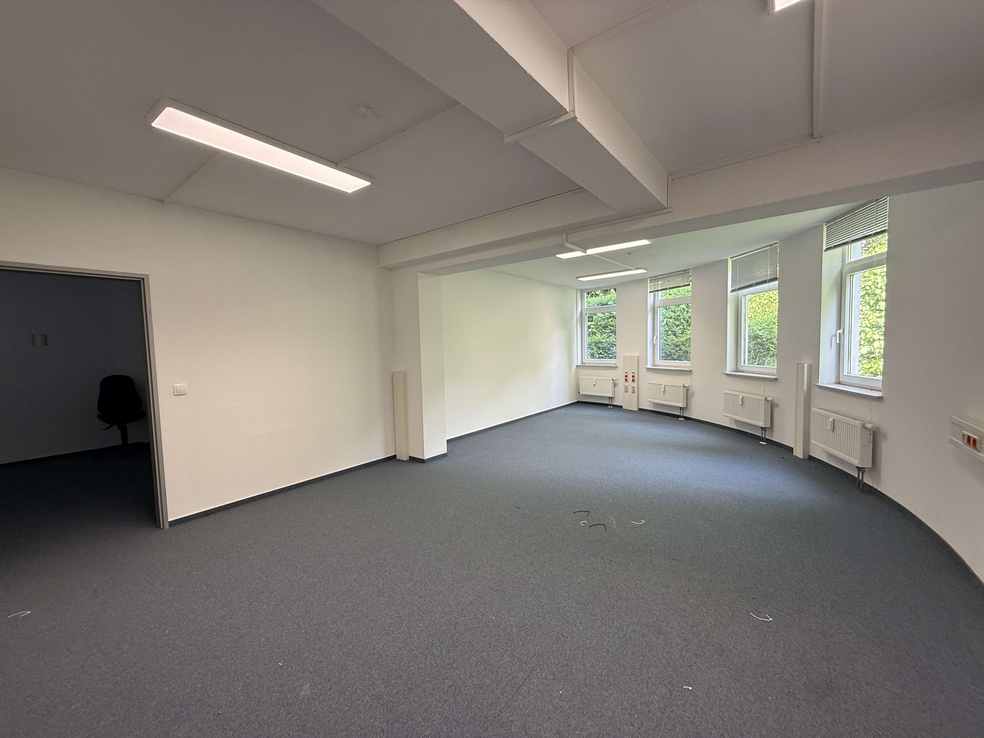 Thumbnail-Büro in Göttingen 3.660,00 € 333 m²