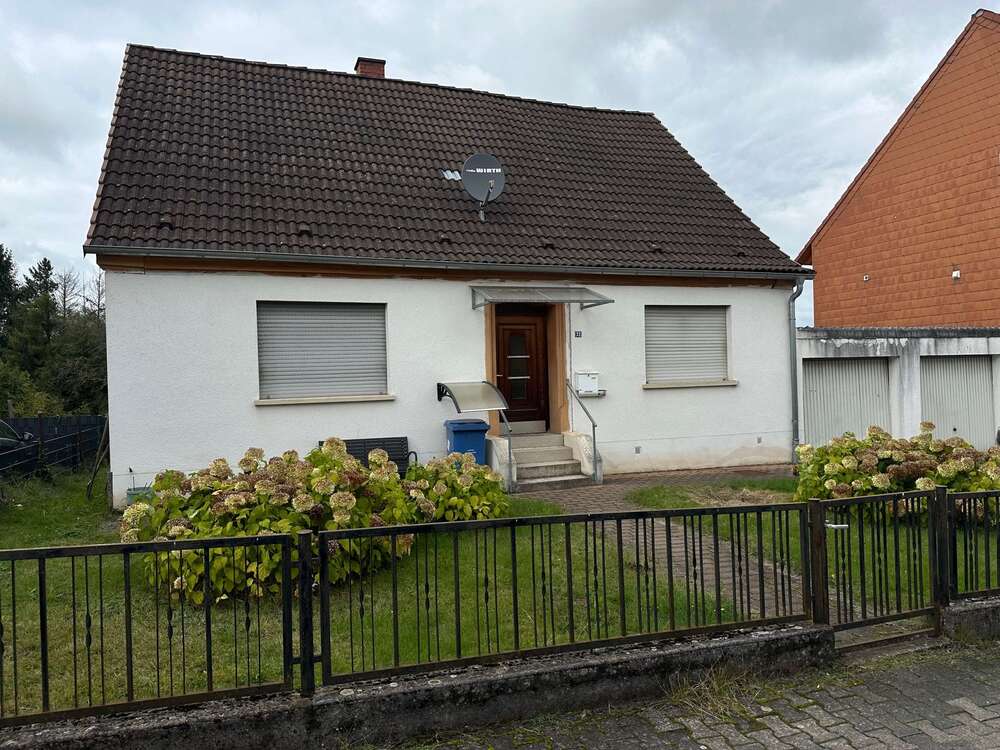 Thumbnail-Haus zum Kaufen in Mackenbach 250.000,00 € 119 m²