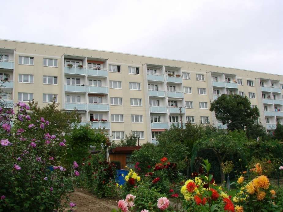 Thumbnail-Wohnung zum Mieten in Zeitz 426,00 € 61 m²