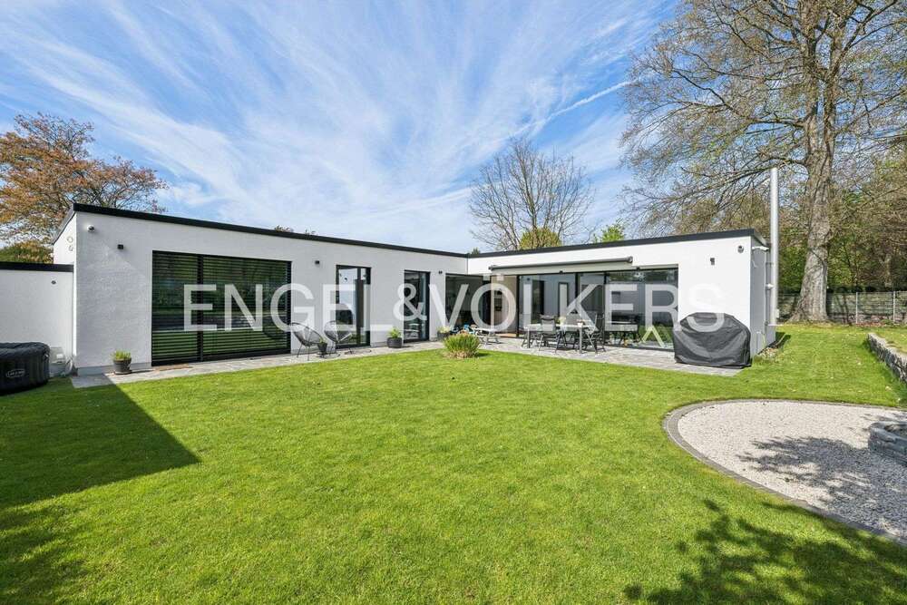 Thumbnail-Haus zum Kaufen in Mörfelden-Walldorf 1.390.000,00 € 156.65 m²