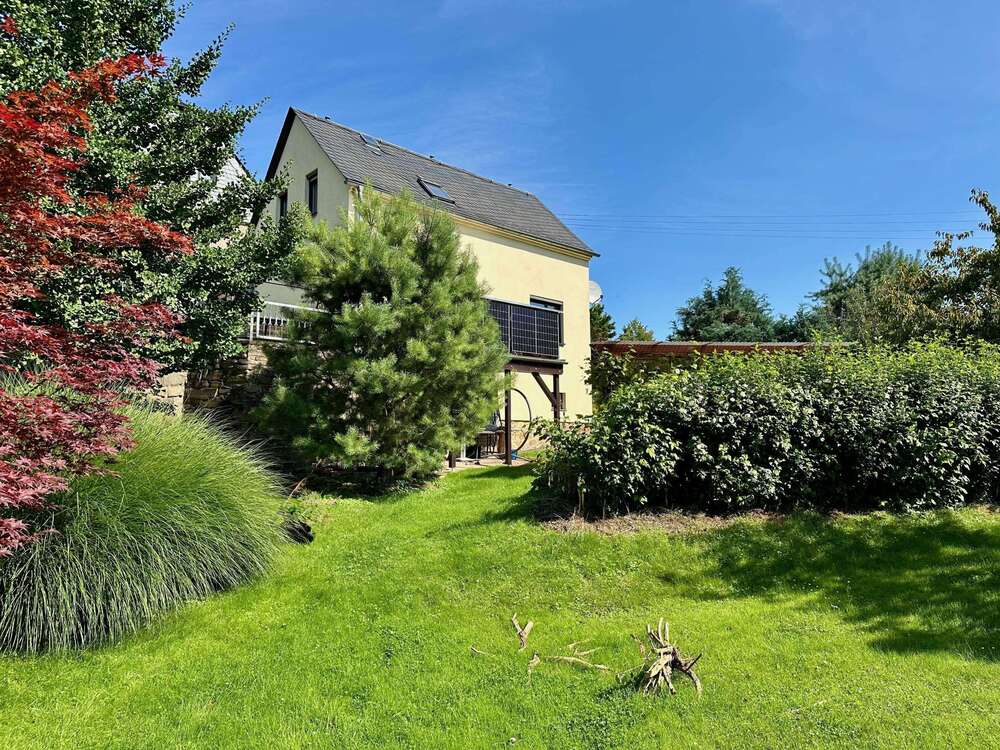 Thumbnail-Haus zum Kaufen in Königshain-Wiederau 295.000,00 € 308 m²