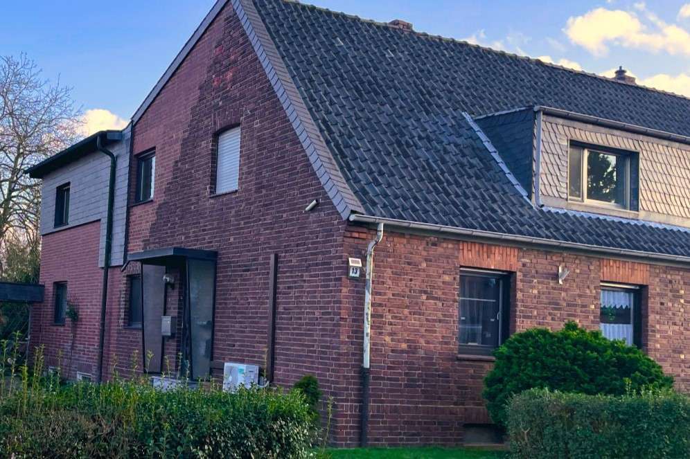 Thumbnail-Haus zum Kaufen in Meerbusch 468.000,00 € 145 m²