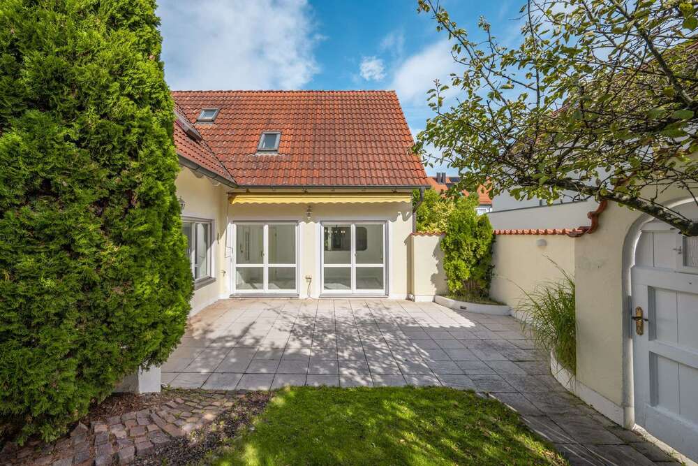 Thumbnail-Haus zum Kaufen in Augsburg 699.000,00 € 155.29 m²