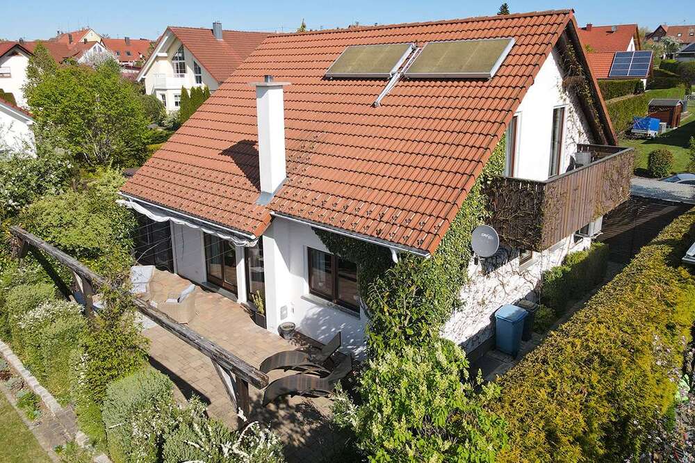 Thumbnail-Haus zum Kaufen in Stetten a.k.M.-Frohnstetten 365.000,00 € 121.54 m²