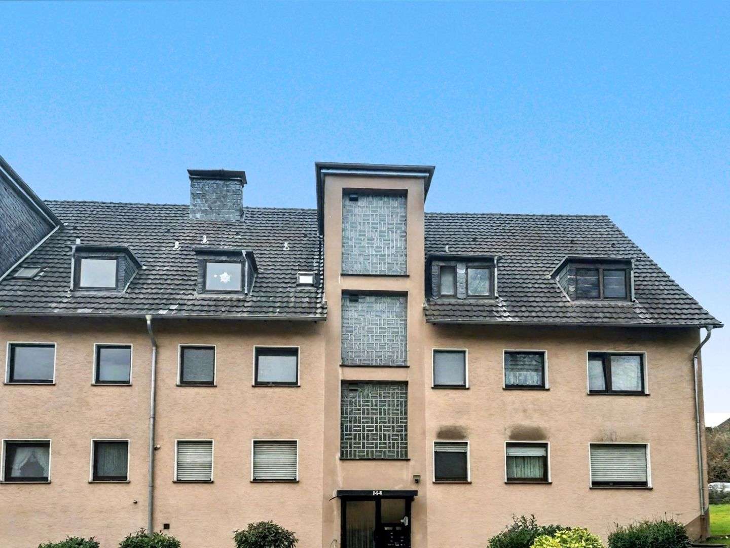 Thumbnail-Wohnung zum Kaufen in Rösrath 195.000,00 € 81 m²