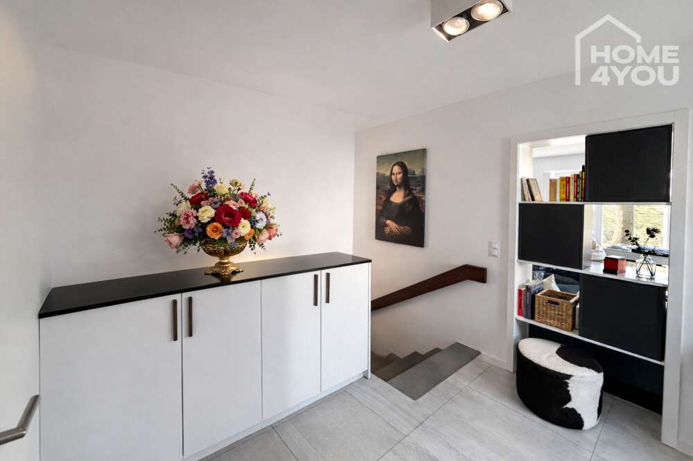 Thumbnail-Wohnung zum Kaufen in Sankt Augustin Hangelar 599.000,00 € 162 m²