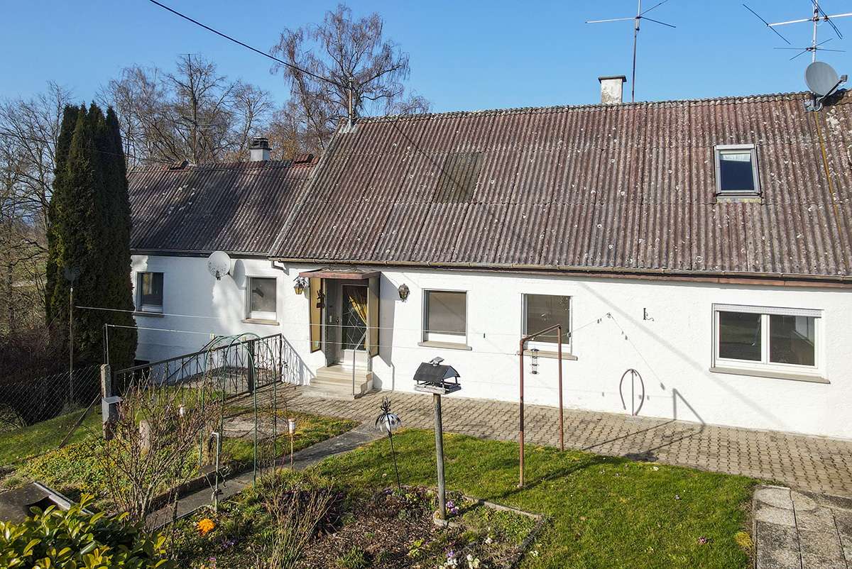 Thumbnail-Haus zum Kaufen in Unlingen 239.000,00 € 156.67 m²