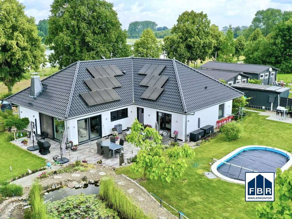 Thumbnail-Haus zum Kaufen in Langenhagen Techentin 619.000,00 € 181.9 m²