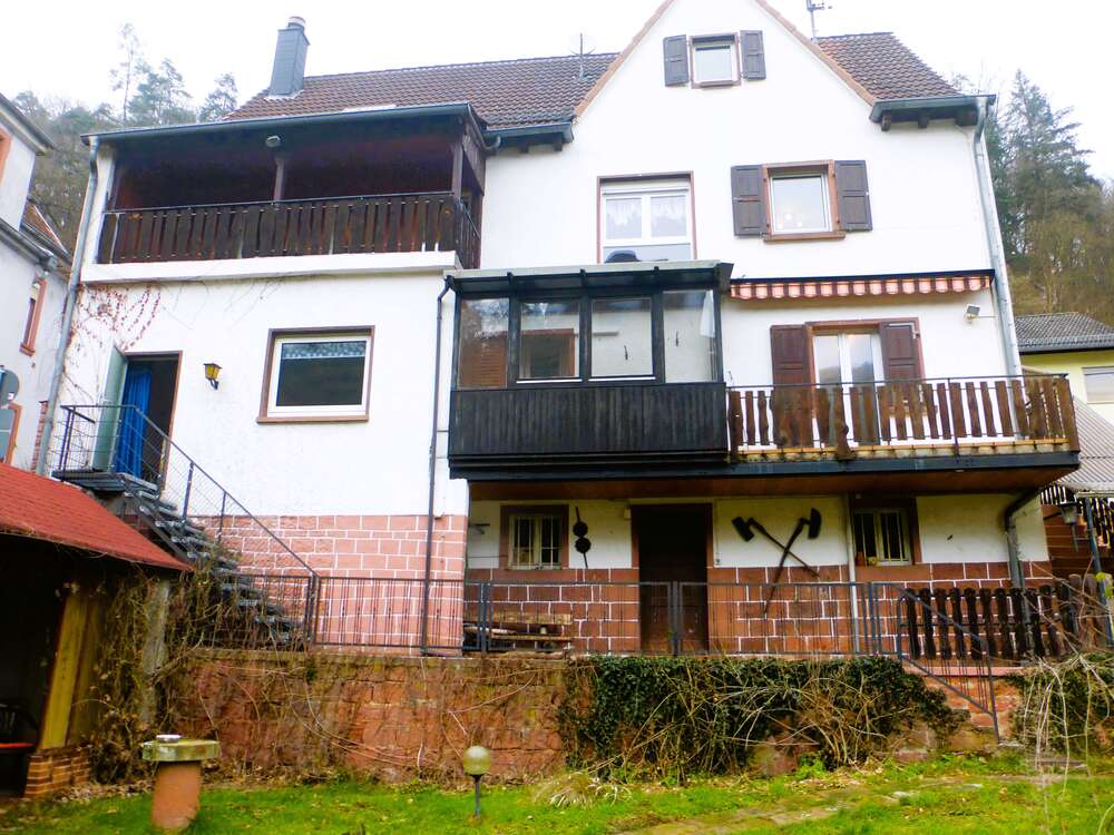 Thumbnail-Haus zum Kaufen in Frankenstein 229.000,00 € 223 m²