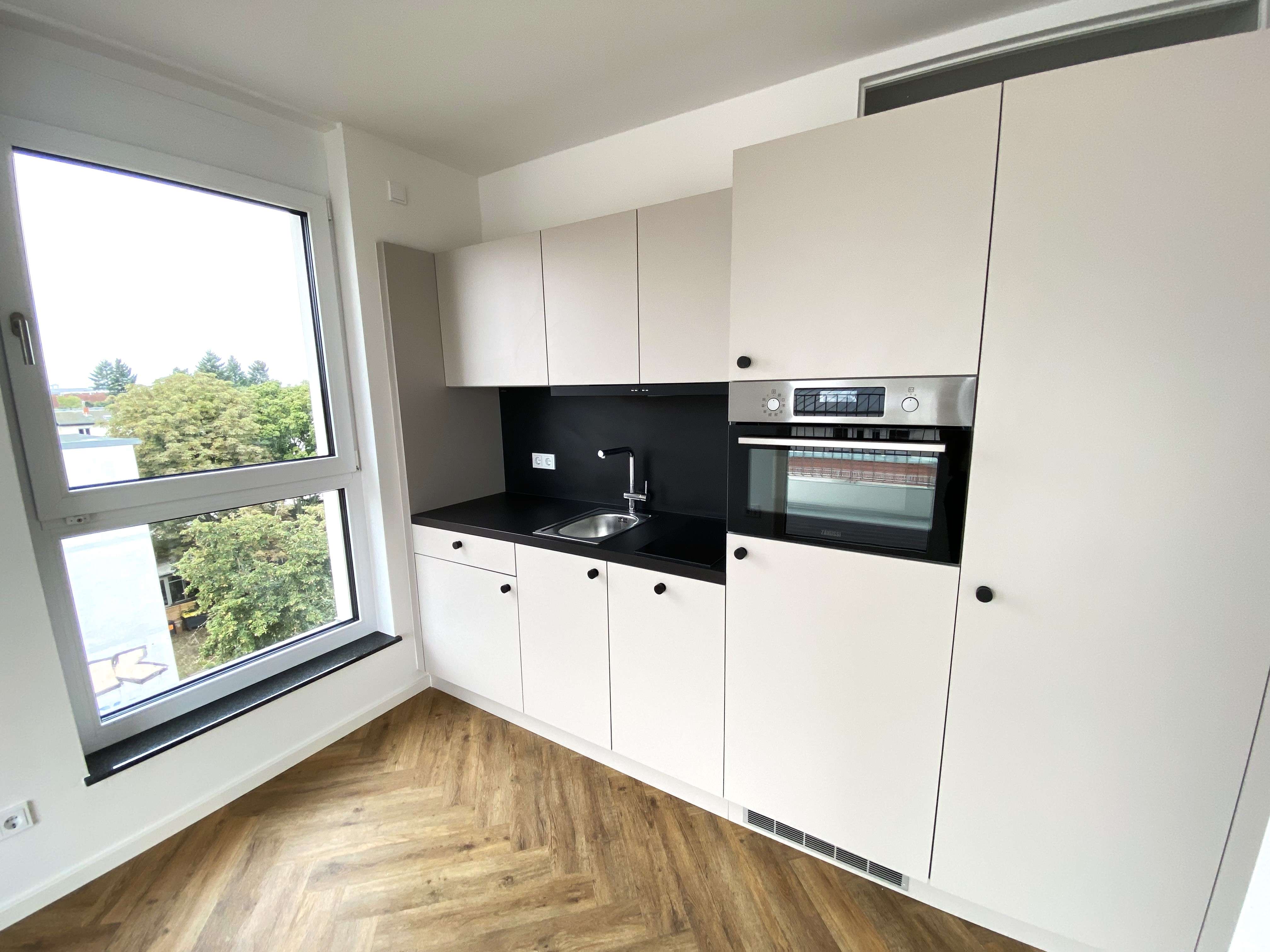 Thumbnail-Wohnung zum Mieten in Berlin 976,25 € 39.06 m²