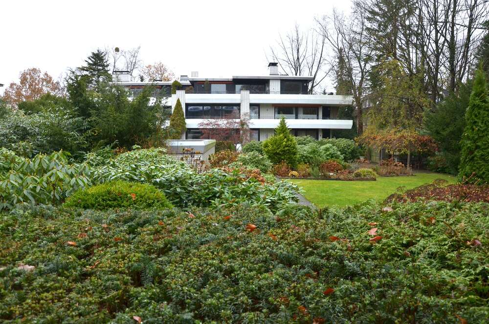 Thumbnail-Wohnung zum Mieten in Hamburg 2.860,00 € 143 m²