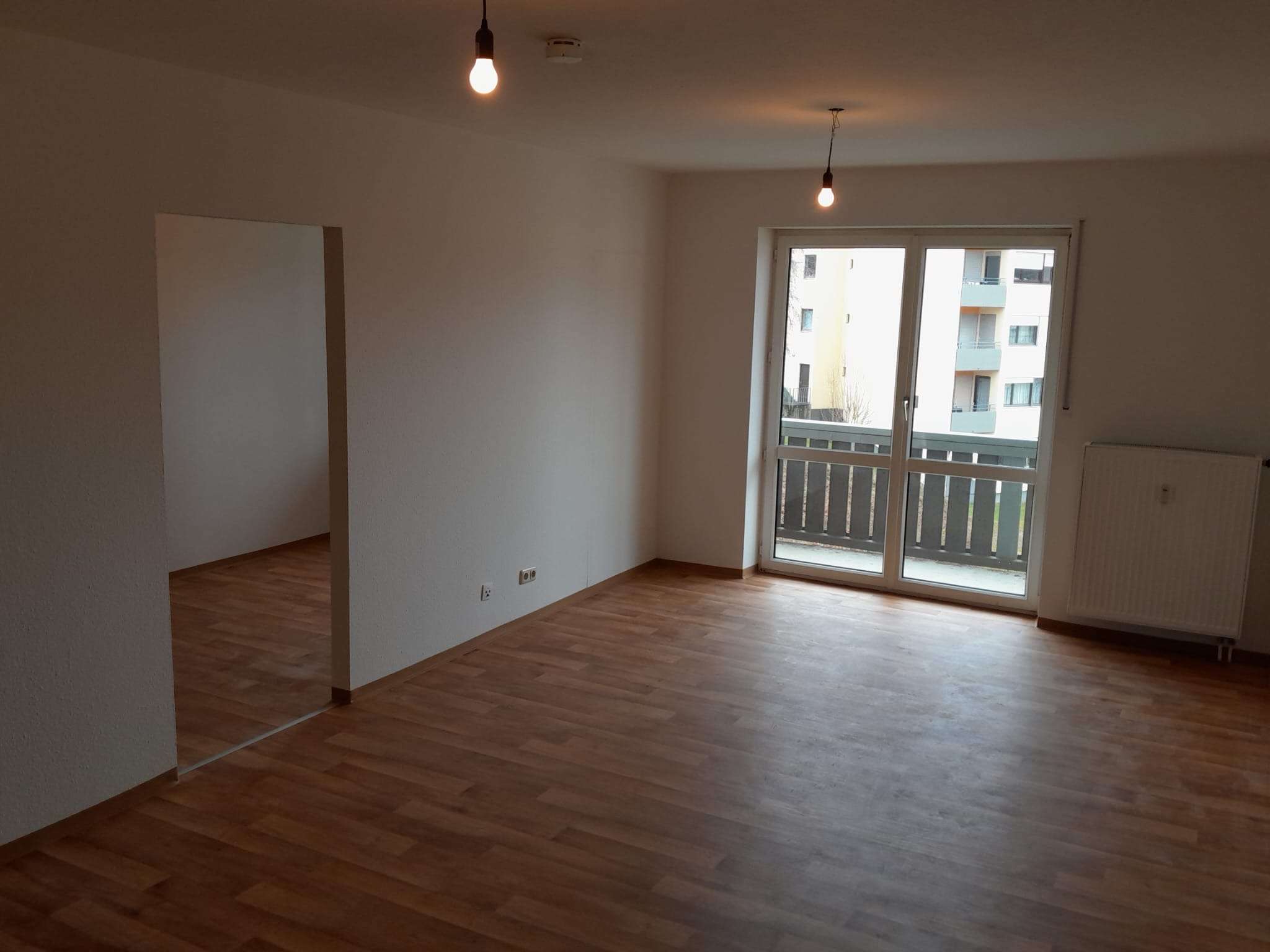 Thumbnail-Wohnung zum Mieten in Traunreut 598,92 € 49.91 m²