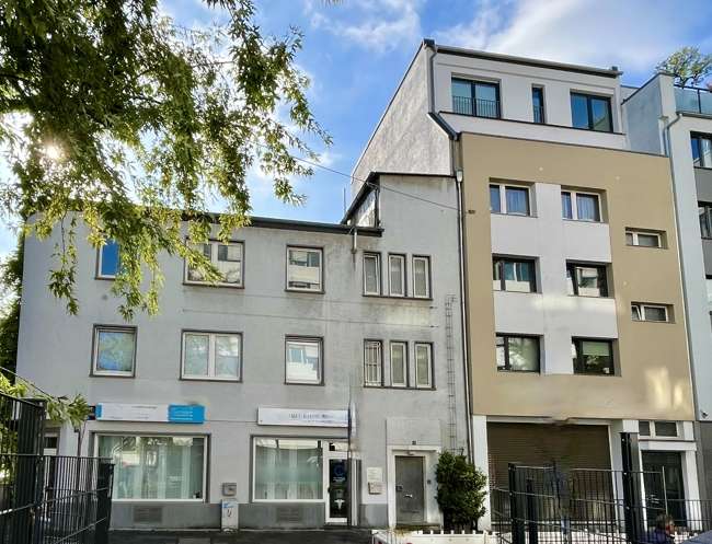 Thumbnail-Haus zum Kaufen in Köln Altstadt-Süd 1.860.000,00 € 552 m²