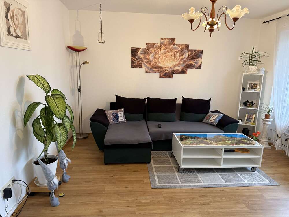 Thumbnail-Wohnung zum Kaufen in Niedernhausen 145.000,00 € 53 m²