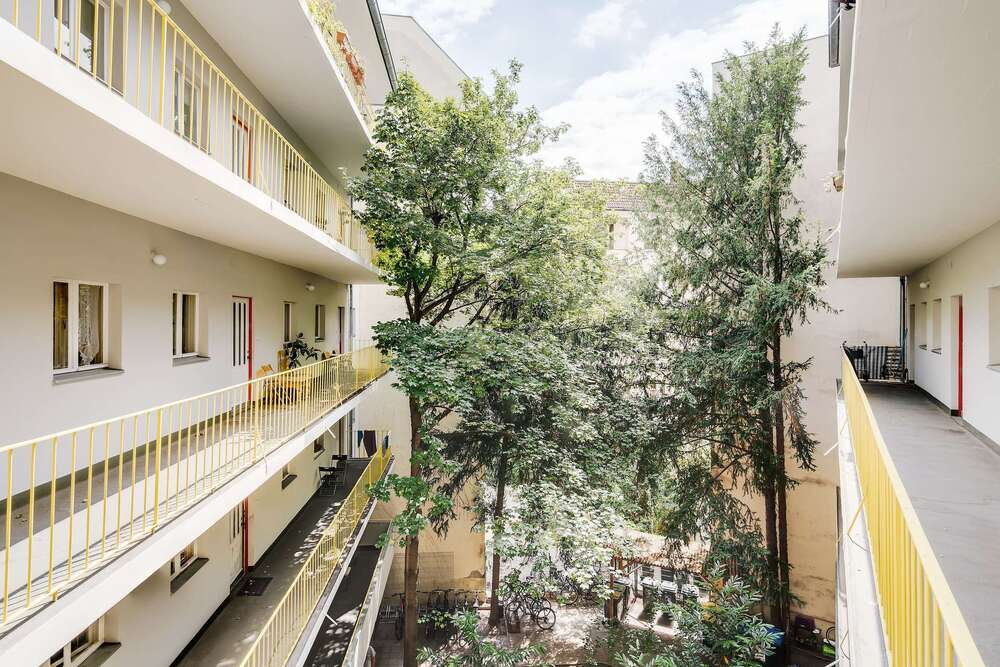 Thumbnail-Wohnung zum Kaufen in Berlin Neukölln 170.000,00 € 38.28 m²